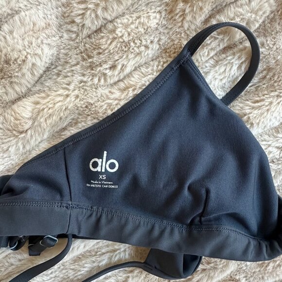 Alo Airlift Intrigue Bra in Anthracite Stone - Picture 4 of 4